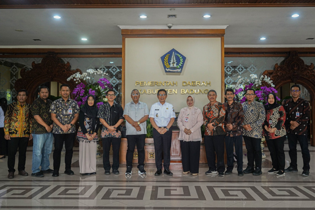 Bupati Badung Terima Kunja Bupati Purworejo Jawa Tengah di Puspem Badung